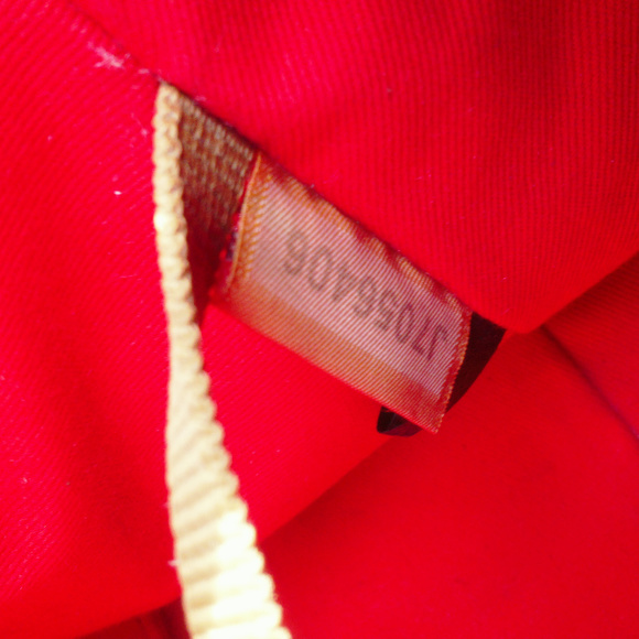 Dooney & Bourke Black Satchel - Picture 5 of 8